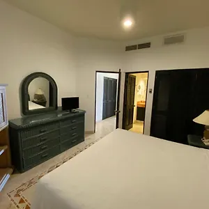https://casa-de-la-playa-fishermen.allrivieramayahotels.com