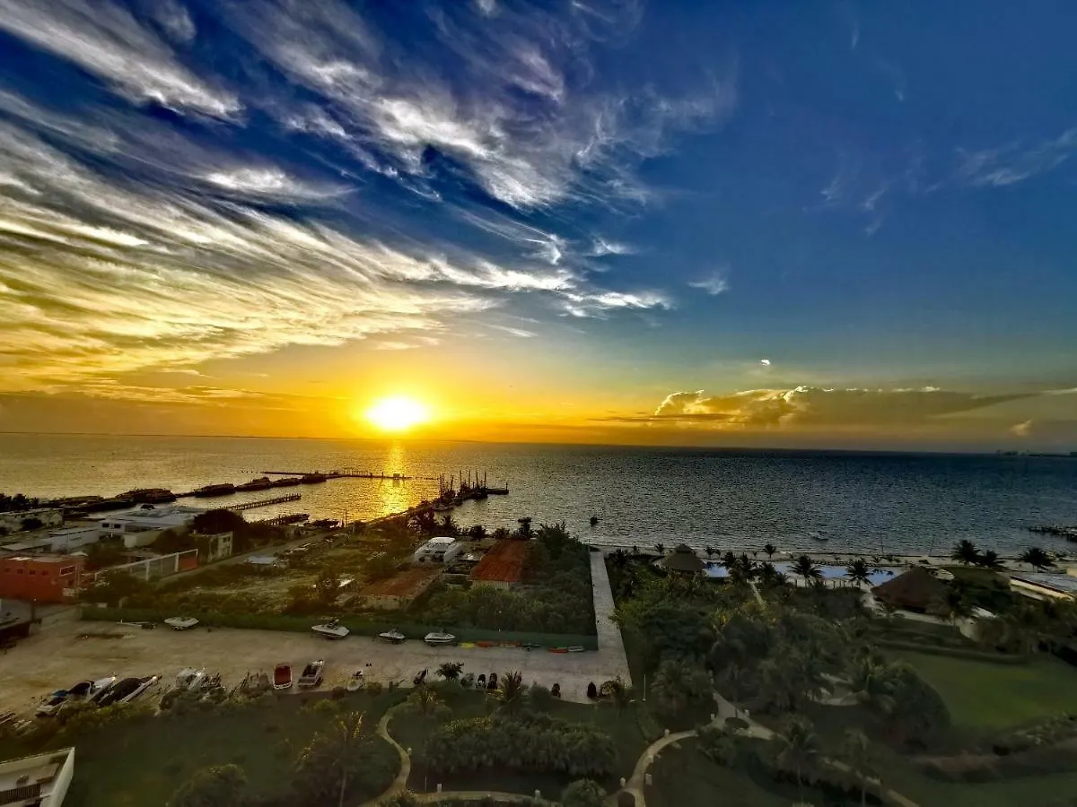 Pent House Amazing View Beachfront Cancún 0*,